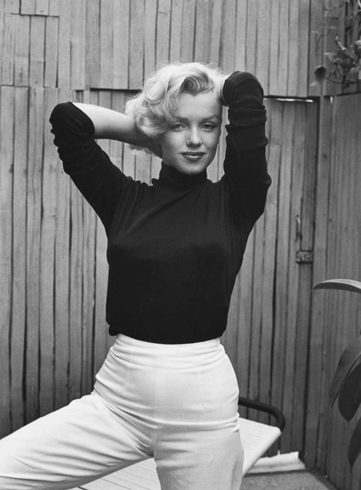 marilyn monroe outfits